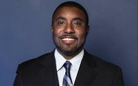 Corey Finch's Instagram, Twitter & Facebook