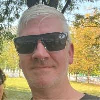 20+ "Daniel Henn" profiles