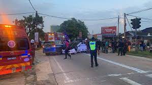 Kemalangan di exit subang jaya pada pagi selasa 4, ogos, 2020. Seorang Anggota Polis Maut Kejar Penjenayah Utusan Digital