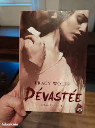 Livre Tome 1 "Dévastée"