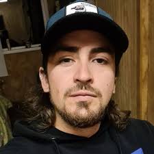 Con esta foto siempre me dicen que me paresco a una famosa 🤗 adivinen a  quien 💖