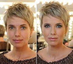 Várkonyi andreát új műsorában egy másik oldaláról is megismerhetjük. Varkonyi Andrea Igazi Arca Smink Nelkul 10 Nepszeru Musorvezetonk Short Hair Styles Pixie Pixie Hairstyles Short Pixie