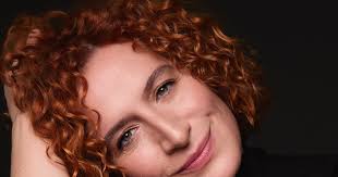 SILVIA DE PÉ: “EL TEATRO ES EL INICIO DE TODO”