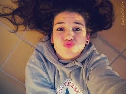 Barbara Valverde's Instagram, Twitter & Facebook