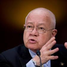 Veterans Affairs official Robert Petzel resigns amid hospital scandal