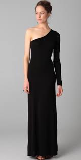 The Ideal Black Tie Event Dress Should Be Long Glamorous And Elegant Treat Yourself To A Really Classy Dr Black Tie Event Dresses Event Dresses Nice Dresses