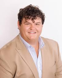 Caleb Emery (@realtorcalebemery) • Instagram photos and videos