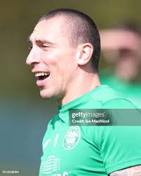 32 Photos & High Res Pictures