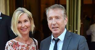 Philippe ballard est un journaliste français. Karine Fauvet Et Philippe Ballard 25e Gala Musique Contre L Oubli Donne Au Profit D Amnesty International Au Theatre Des Champs Elysees A Paris Le 2 Juillet 2 Purepeople