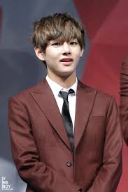 Hd صور جيمين ف ي جونغكوك في حفل جوائز اس بي اس Saf ل2014 Taehyung Kim Taehyung Bts