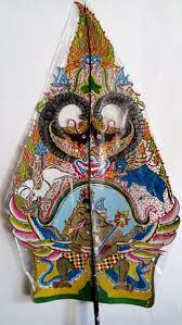 Gunungan sing kapisan golek lan klasivikasi gambar apa wae sing ana ing gunungan wayang lan nilai apa wae kang kinandhut tumrap gunungan wayang. Jual Wayang Kulit Gunungan Wahyu Tumurun Di Lapak Manunggal Jaya Art Bukalapak