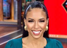 Melissa Simkins's Instagram, Twitter & Facebook