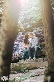 Engagement Photo Engagement Photo Ideas Couples Photos Couples Photo Ideas En Outdoor Engagement Photos Outdoor Engagement Pictures Photo Poses For Couples