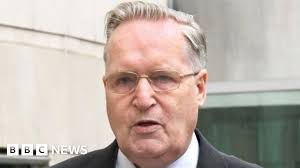 Paul Dunleavy's Instagram, Twitter & Facebook