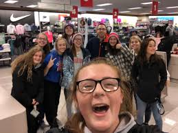 Leah Sullivan (@leahjsully17)