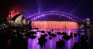 Prince And David Bowie Honoured At Stunning New Year S Eve Fireworks Display New Years Eve Fireworks New Year Fireworks Celebration Around The World
