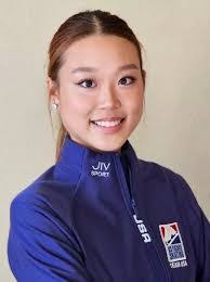 Michelle Lee's Instagram, Twitter & Facebook