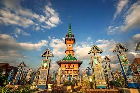 Vezi alături de care locuri de veci din acest clasament se află. PrimÄria Comunei SÄpanÈa