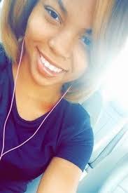 Wendi Collins's Instagram, Twitter & Facebook