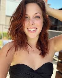 Stacy Rickard's Instagram, Twitter & Facebook