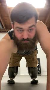 Silver lining forsure 😭😭😭 #limblossboss #dreamteamprosthetics #dad  #walking #amputee #prosthetic #short #stubbies #son #baby #infant  #learningtowalk #emotional #epic