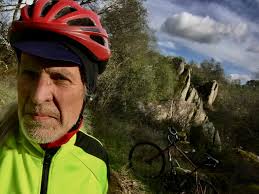 On one of these group's recommendations i traveled up to Folsom Granite Bay  Monday... took some pics, got lost, rode too long, had a great time...