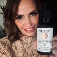 90+ perfiles de «Mandy Mackey»