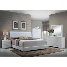 Fredrika Lighted Headboard Modern Bedroom Set Bedroom Sets Queen Master Bedroom Furniture Modern Bedroom Set