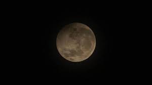 Shalat Gerhana Bulan Penumbra 30 November Tata Cara Waktu Niat Tirto Id