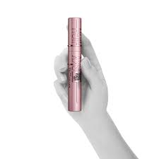 Lash sensational sky high mascara delivers full volume and limitless length. Buy Maybelline Lash Sensational Sky High Washable Mascara Makeup Very Black 0 24 Fl Oz Online In Italy 855955384