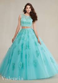 Gonna a strati con balze e schiena chiusa con bottoncino ad altezza del collo. 20 Ottime Idee Su Abiti Color Tiffany Abiti Vestiti Abiti Da Sposa