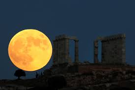 A cancer moon man gets his emotional security through nurturing and being nurtured but he always shares the closest bond with the women he has in his life. This Is What The Blood Moon Means For Your Star Sign