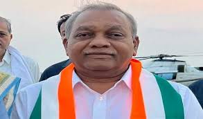 Kalaburagi Cong LS candidate and Kharge's kin implicated in Rs 800 crore  alleged scam