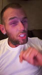 @Subway you owe her and I an explanation… Fresh. Like your sandwiches ya  changed!! #subway #eatfresh #hotshotitaliano