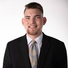 I'm happy to share that I've been promoted to Assurance Senior at CLA  (CliftonLarsonAllen)! Thank you to everybody who continue to provide  opportunities that keep me