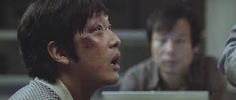 먹이를 노리는 야수처럼 눈빛은 살기가 가득했다. Www Nemopan Com Files Attach Images 6294 518 66