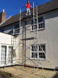In new home construction, scaffolding is erected before installing siding and trim onto the built frame. Home Master Diy Scaffold Tower Bps Access Solutions
