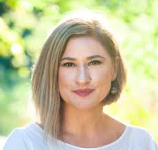 Cristina Flueras's Instagram, Twitter & Facebook