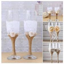 Las copas para boda se ven tiernas y solemnes. Ideas De Copas Decoradas Para Brindis De Los Novios