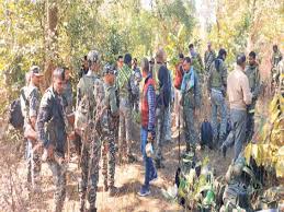 कुंदा के जंगल में दूसरे दिन सर्च अभियान जारी रहा राइफल व आईईडी बम मिला,  डिफ्यूज किया गया | Search operation continues for second day in Kunda  forest, rifle and IED bomb