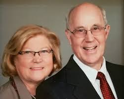 Kari Sweeney's Instagram, Twitter & Facebook