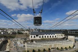 Lille reclaimed top spot in ligue 1 but their lead shrunk to. Brest Die Seilbahn Als Urbanes Transportmittel Gabriele Kalmbach