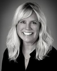 Lara Lundgren's Instagram, Twitter & Facebook