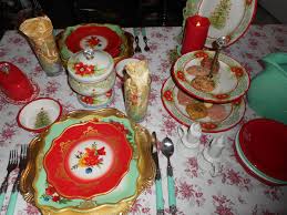 Pioneer Woman Christmas Dishes Pioneer Woman Kitchen Christmas Plates Fun Christmas Decorations