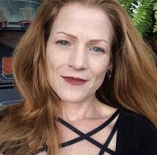 Loretta Harper's Instagram, Twitter & Facebook