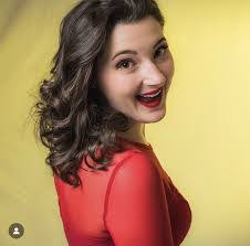 Kat Decker's Instagram, Twitter & Facebook