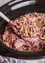 The smoked turkey legs at the fair or at disney world do not hold a candle to these babies. Southern Crock Pot Black Eyed Peas With Smoked Turkey Leg