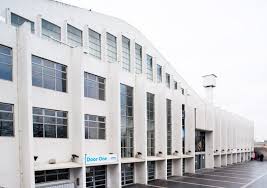 Now Better Known For Hosting The X Factor Finals And Overshadowed By New Buildings Including Hopkins Archi London Architecture Architecture Art Deco Buildings