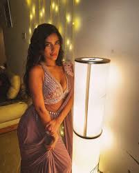 Poonam Pandey Suffers Wardrobe Malfunction as Divya Agarwal Lifts Her at  Party