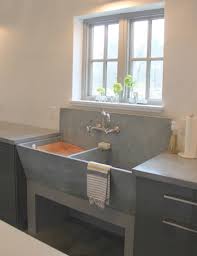 slate sink with backsplash